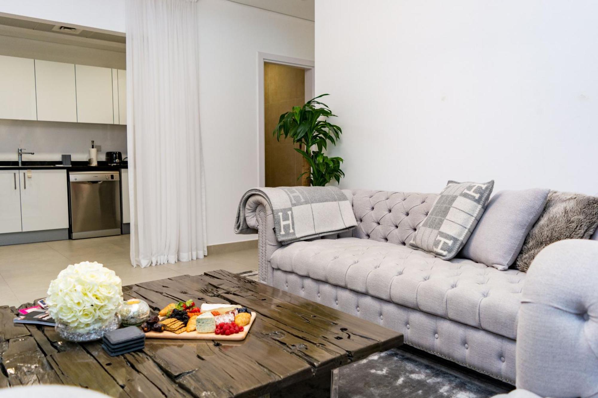 Apartment Vayk - Modern 2bd In The Marina Near Dubai