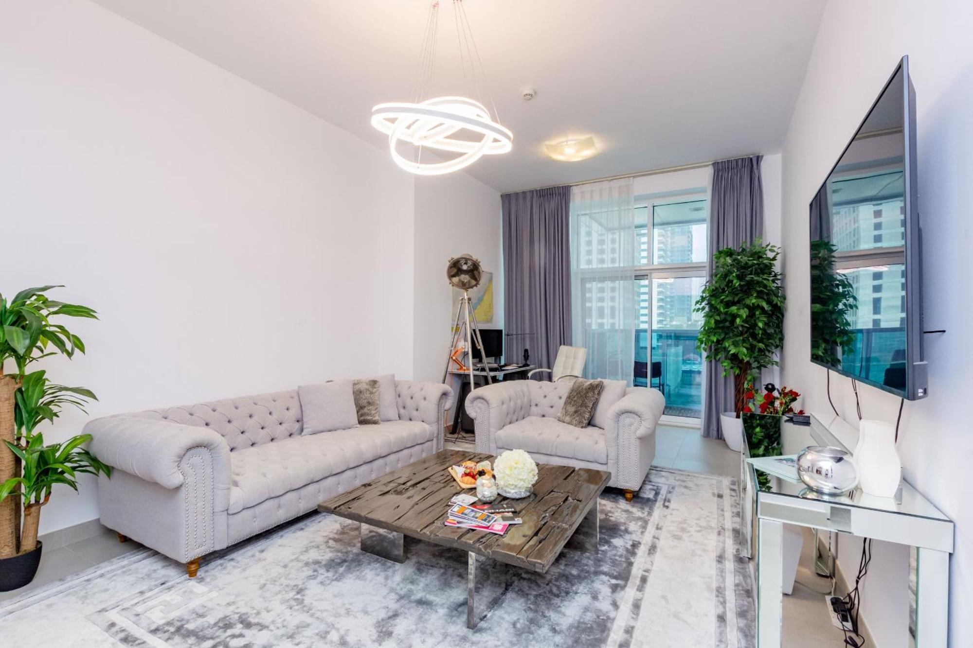 Vayk - Modern 2bd In The Marina Near * Dubai