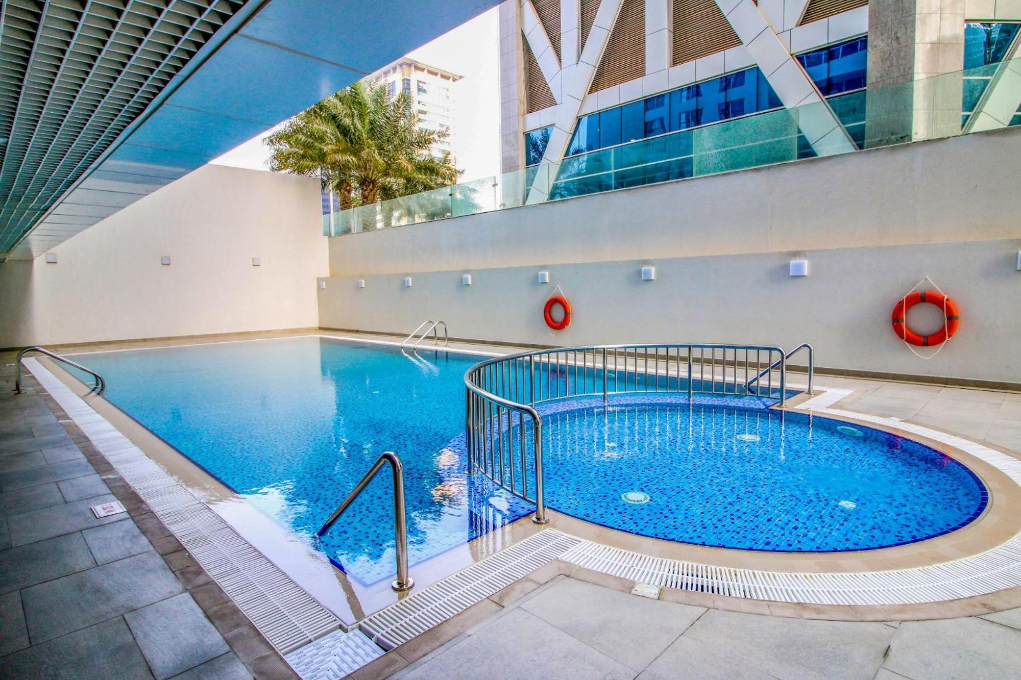 Vayk - Modern 2bd In The Marina Near * Dubai