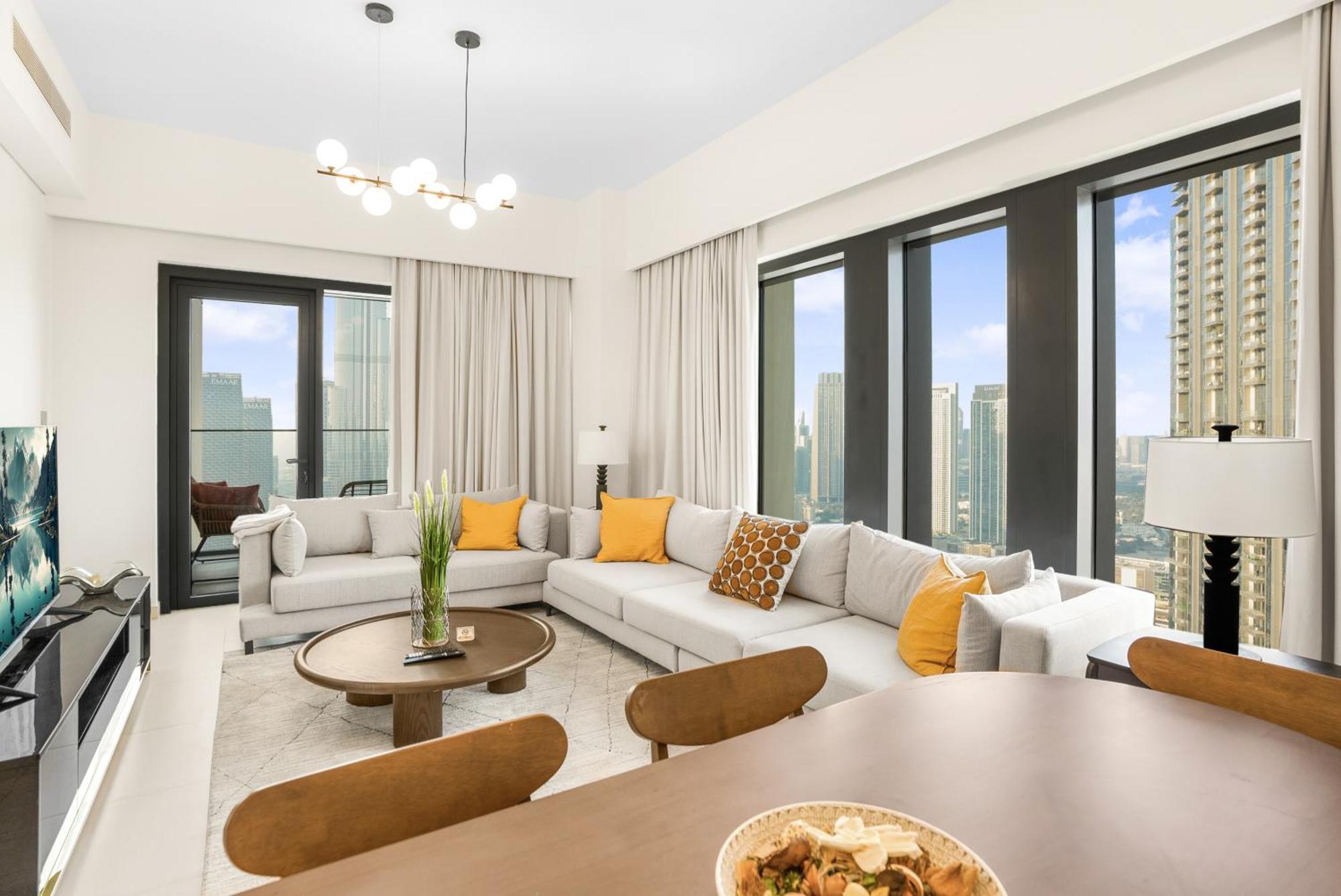 Apartment Exclusive 2 & 4 Bedroom Apt With Burj Khalifa - Fountain And City Views By Meerak