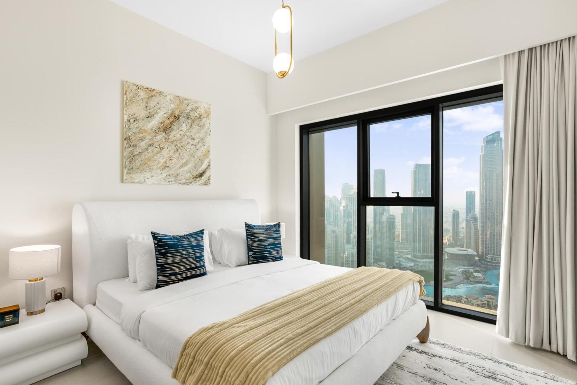 Apartment Exclusive 2 & 4 Bedroom Apt With Burj Khalifa - Fountain And City Views By Meerak *