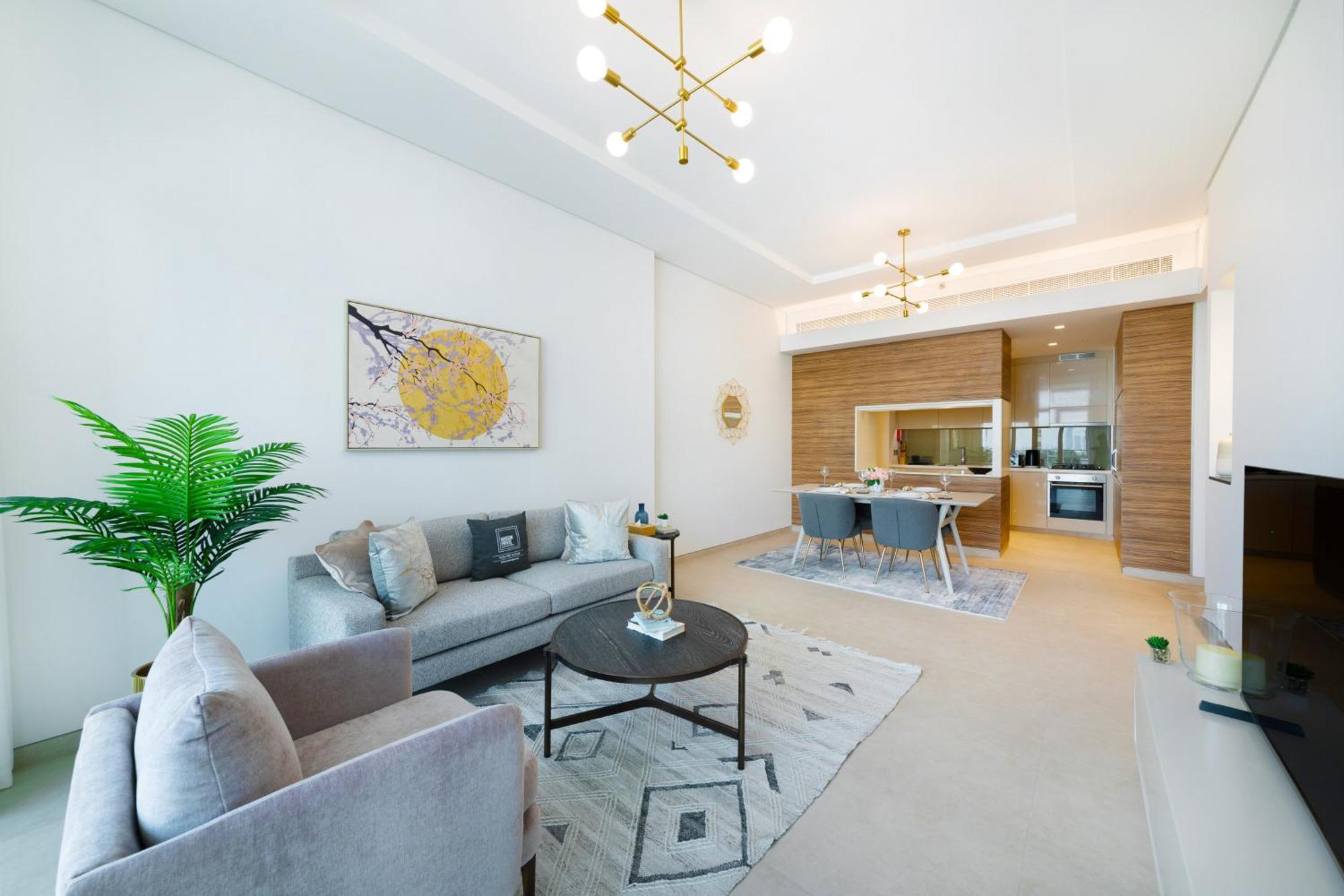 Daire Maison Privee - Urban With Golf Course Views, Close To Beach