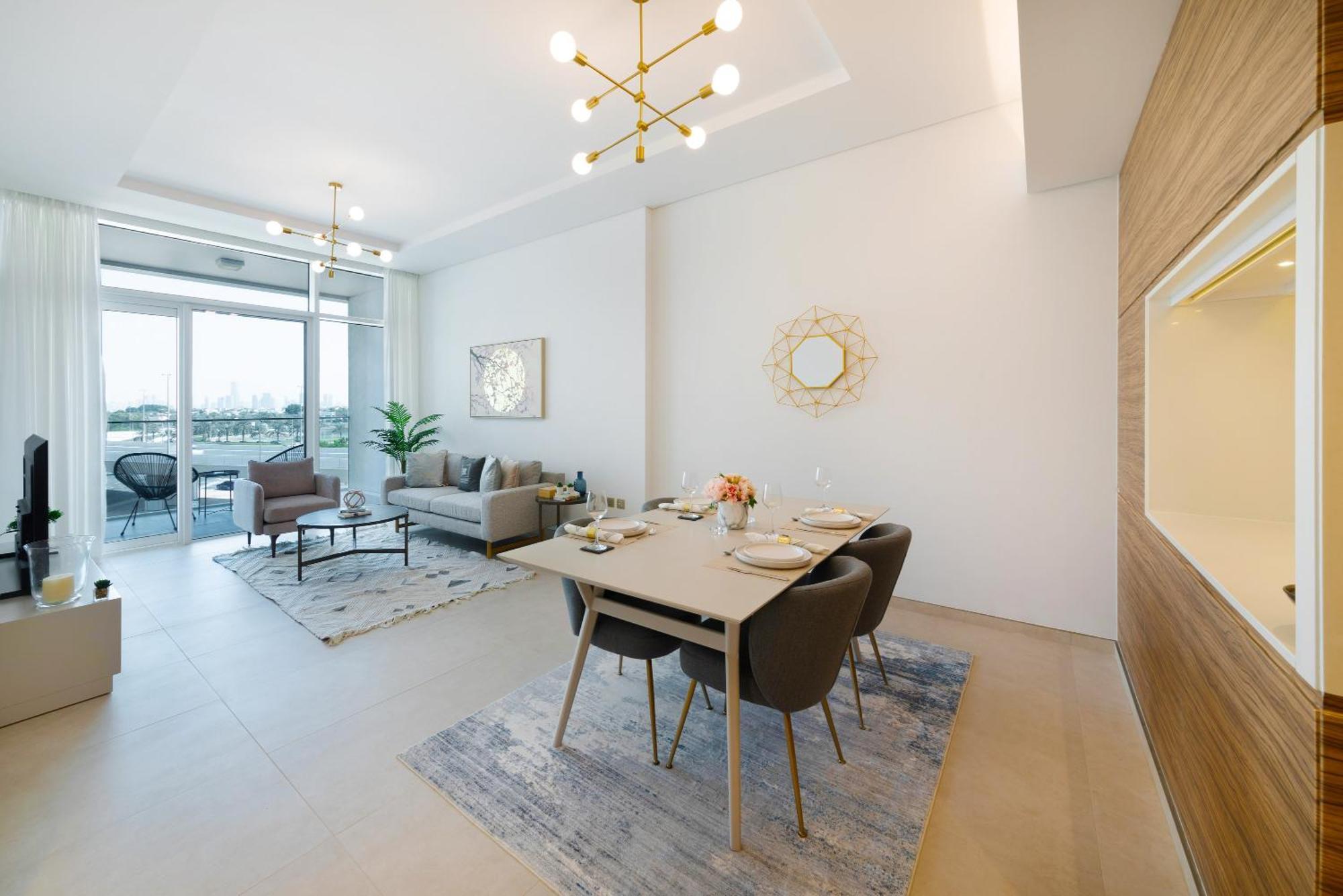 Daire Maison Privee - Urban With Golf Course Views, Close To Beach