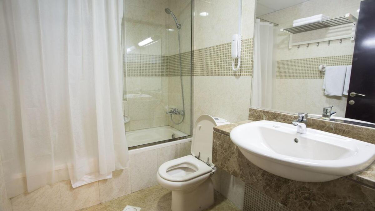 Double Partition In Al Barsha 1 Nearest To Metro Dubai