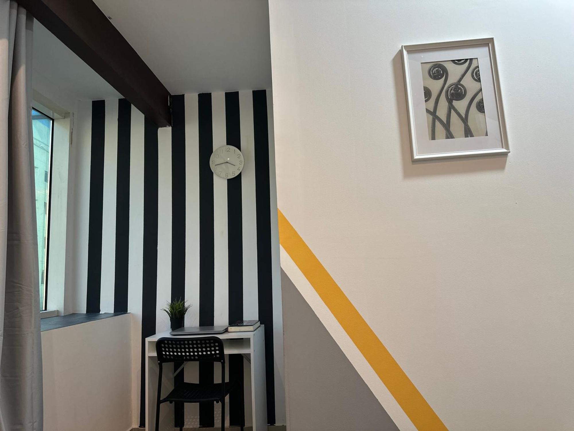 Double Partition In Al Barsha 1 Nearest To Metro * Dubai