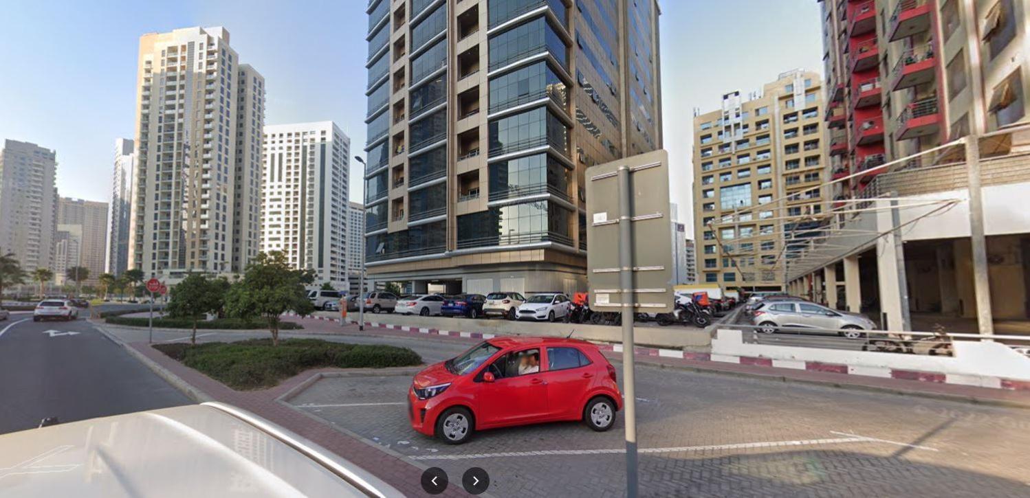 Seperate Partition In Tecom / Barsha Heights Homestay *