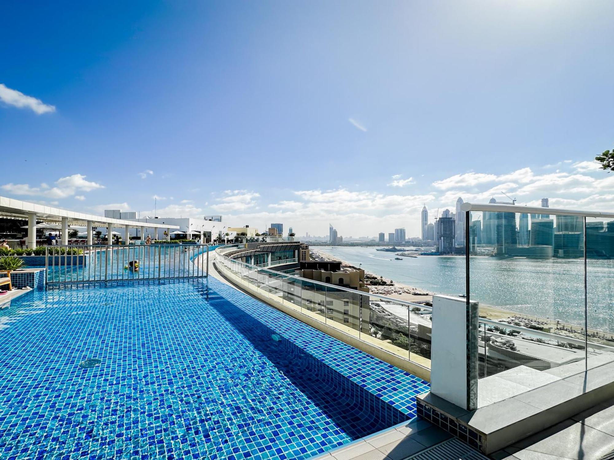 Apartment Luxe Lagoon Palm Private Access With Infinity Pool & Bar
