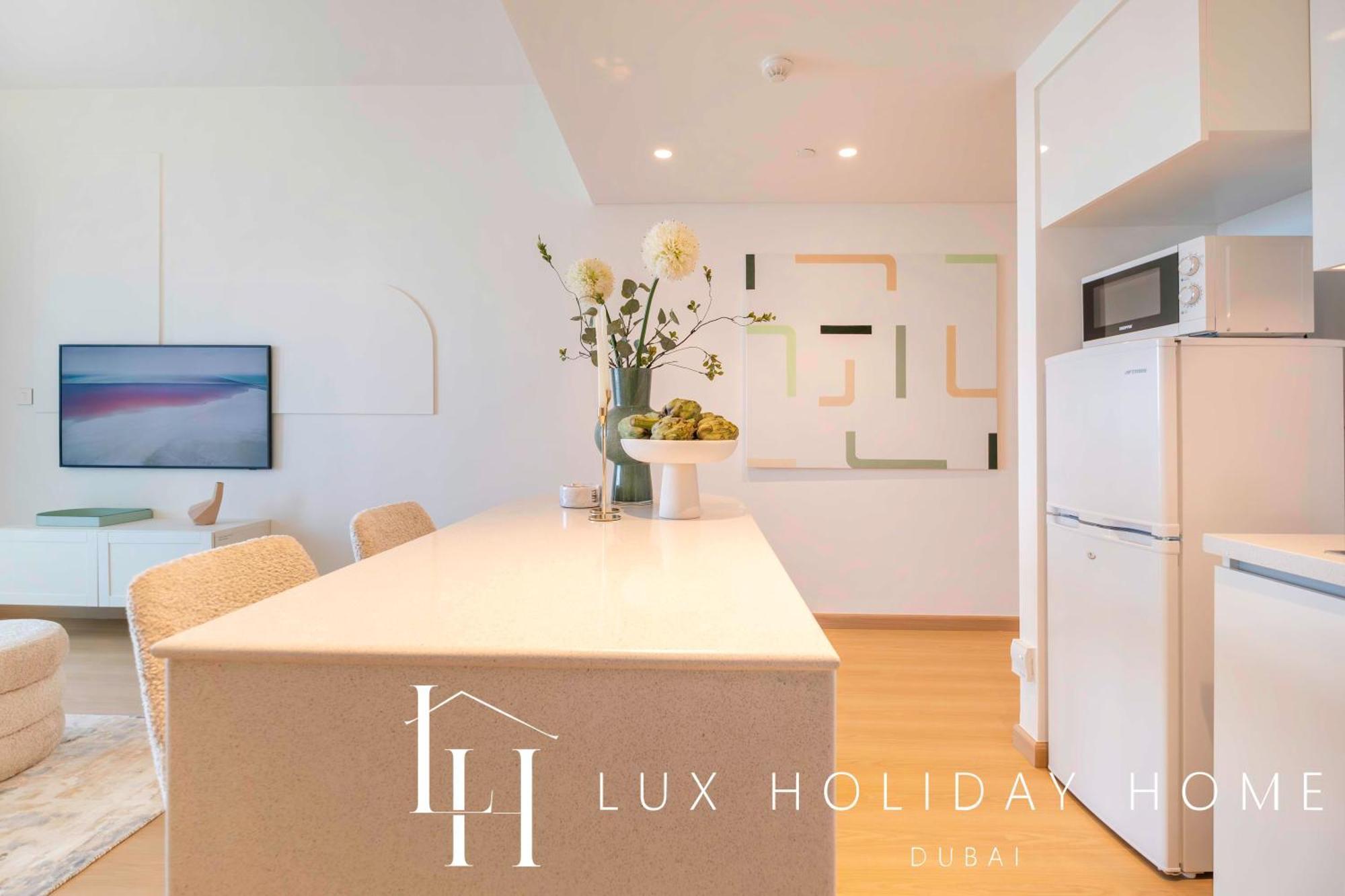 Lux The Downtown Zabeel View 2 Apartment *