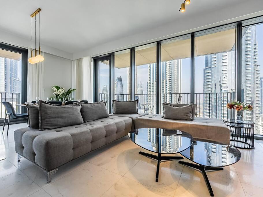 Apartment Spacious With Spectacular Burj Khalifa Views Dubai