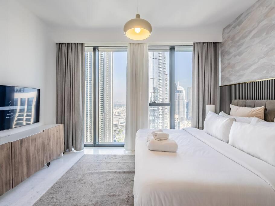 Spacious With Spectacular Burj Khalifa Views Apartment Dubai