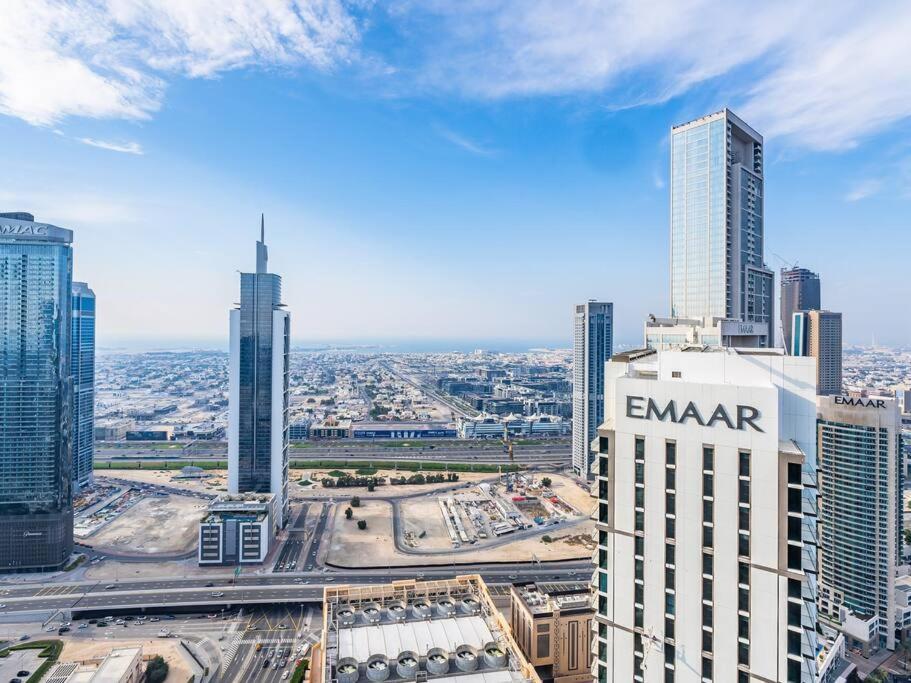 Spacious With Spectacular Burj Khalifa Views Apartment Dubai
