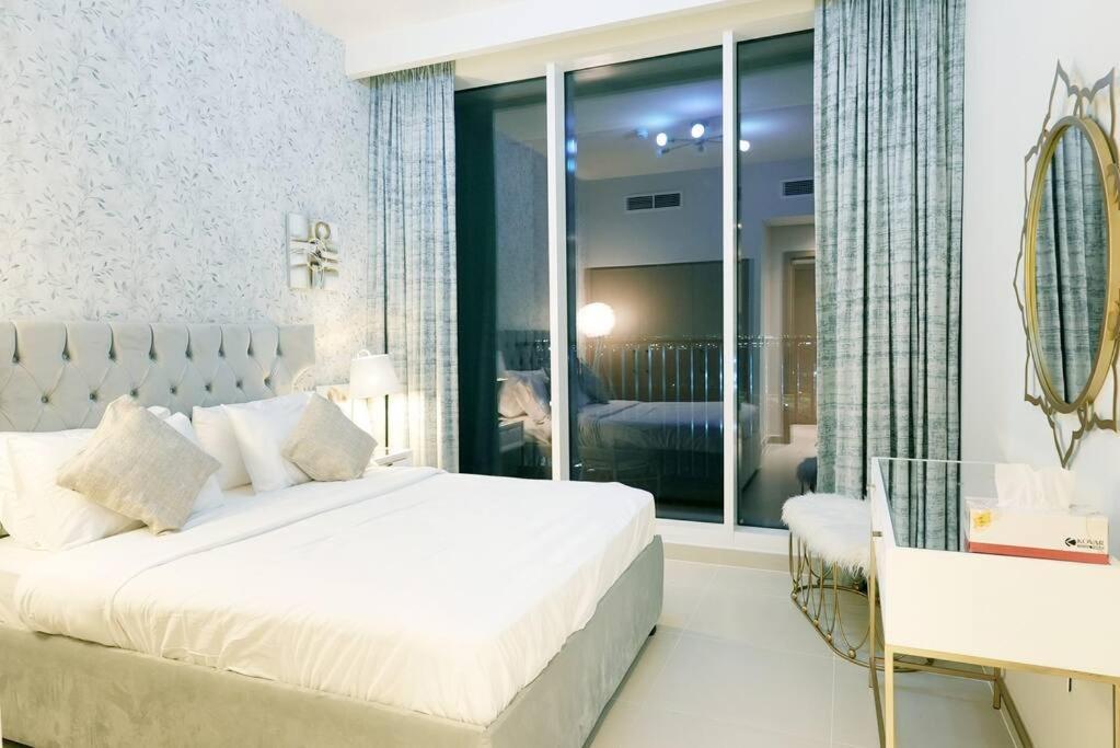 Brown Stone Creek Apartment Dubai