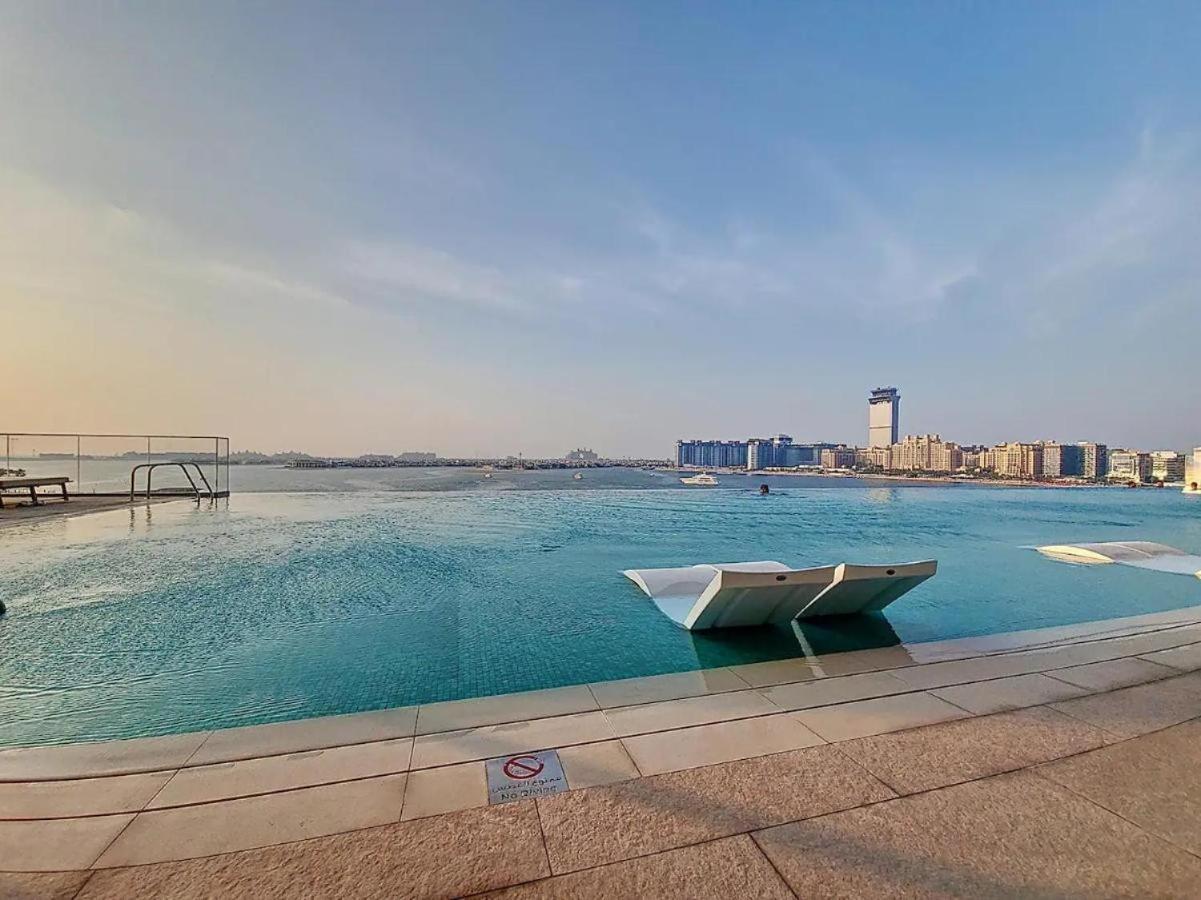 Apartment Serene One Bedroom Front Dubai