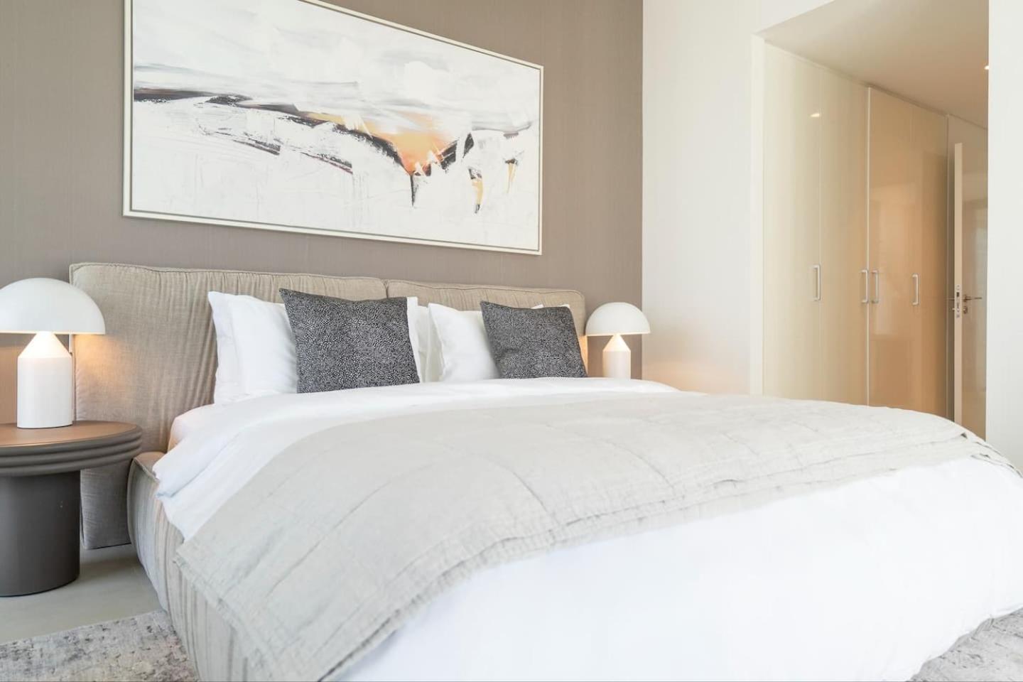 Stunning Views, Luxury By Chi Living Apartment Dubai