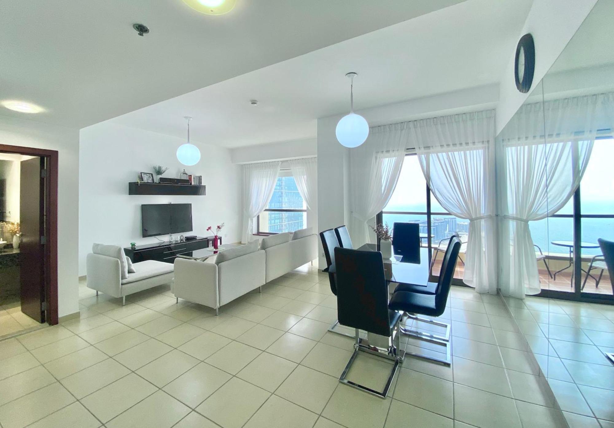 Amazing Sea View 2 Bedroom Full *