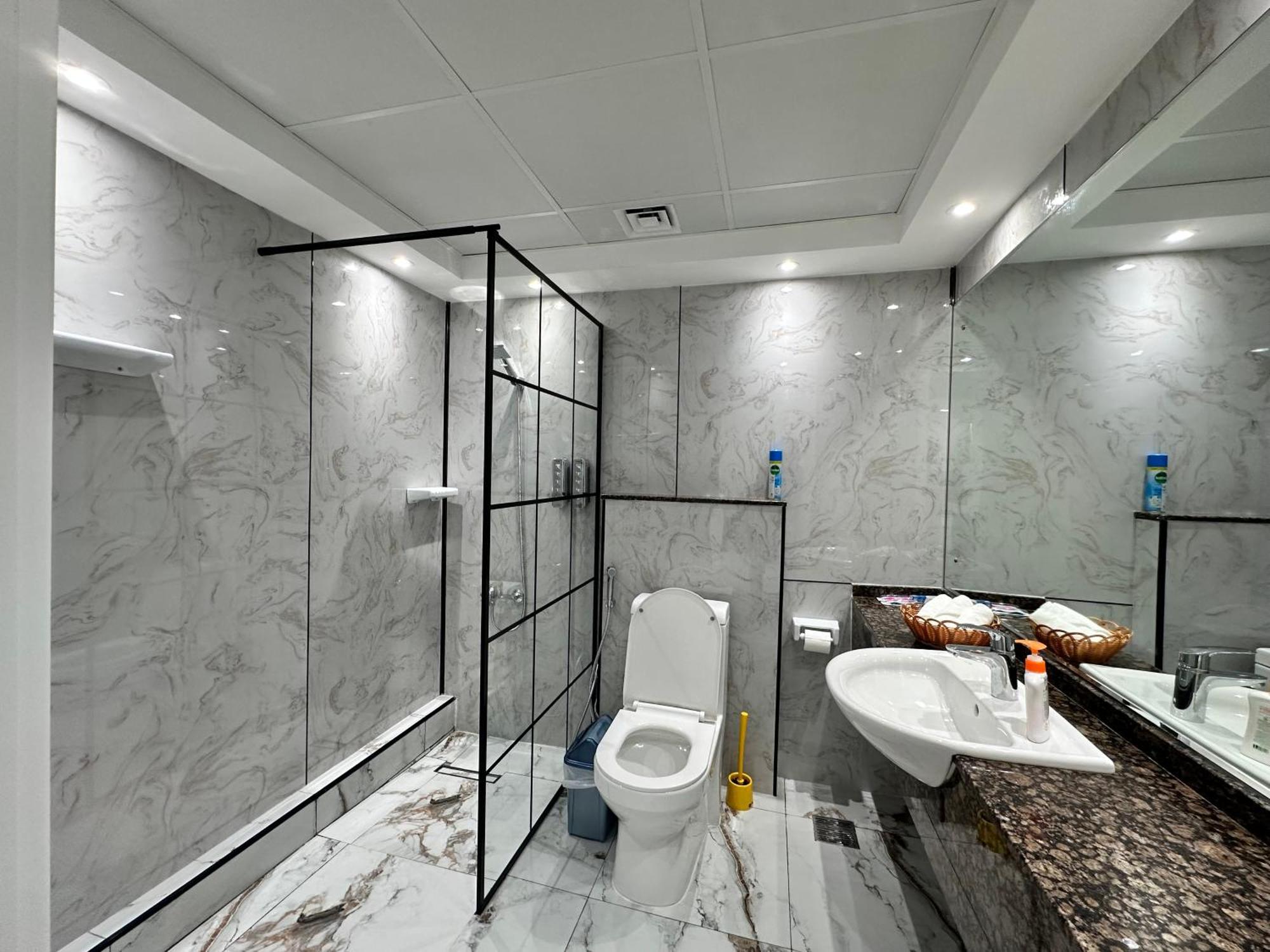 Apartment In Heart Of Marina Walk To Jbr 8 Dubai