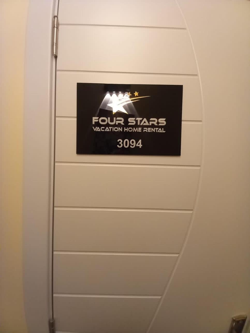 Four Stars Hostel *