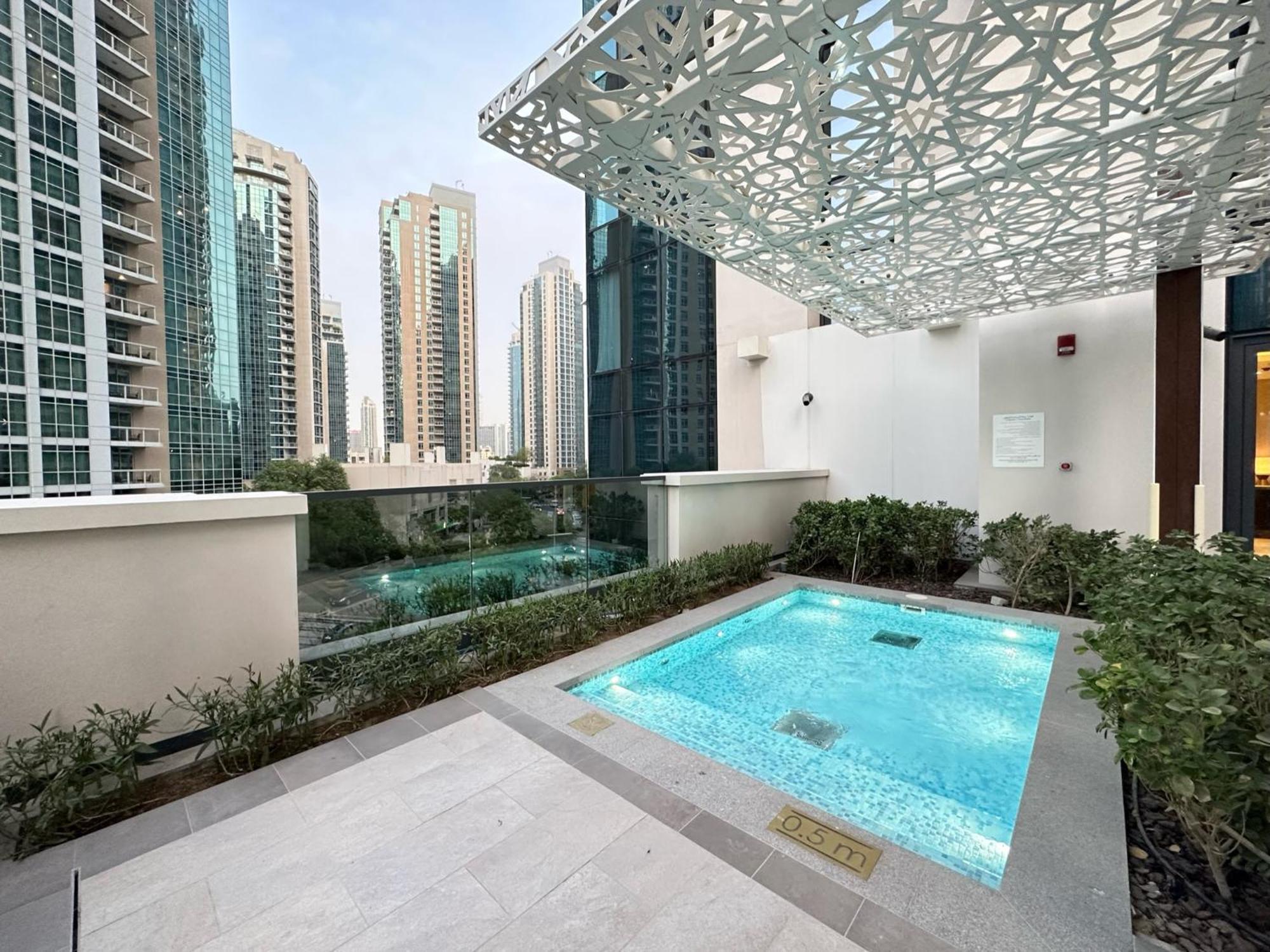 Burj Khalifa And Fountain View 2bedrooms Daire *