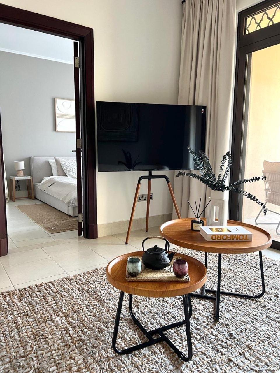 Smartapt Elegant 1 Bdr Burj View Apartment *