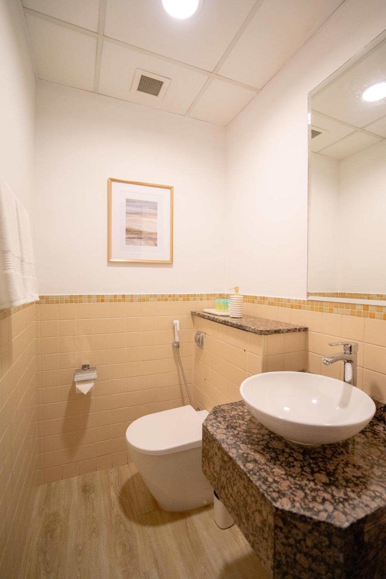 Gma Amwaj 2br Sea View High Floor Apartment