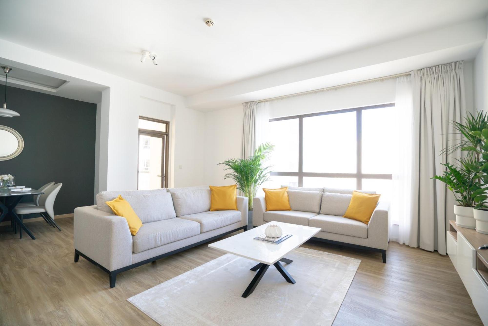 Apartment Gma Amwaj 2br Sea View High Floor *