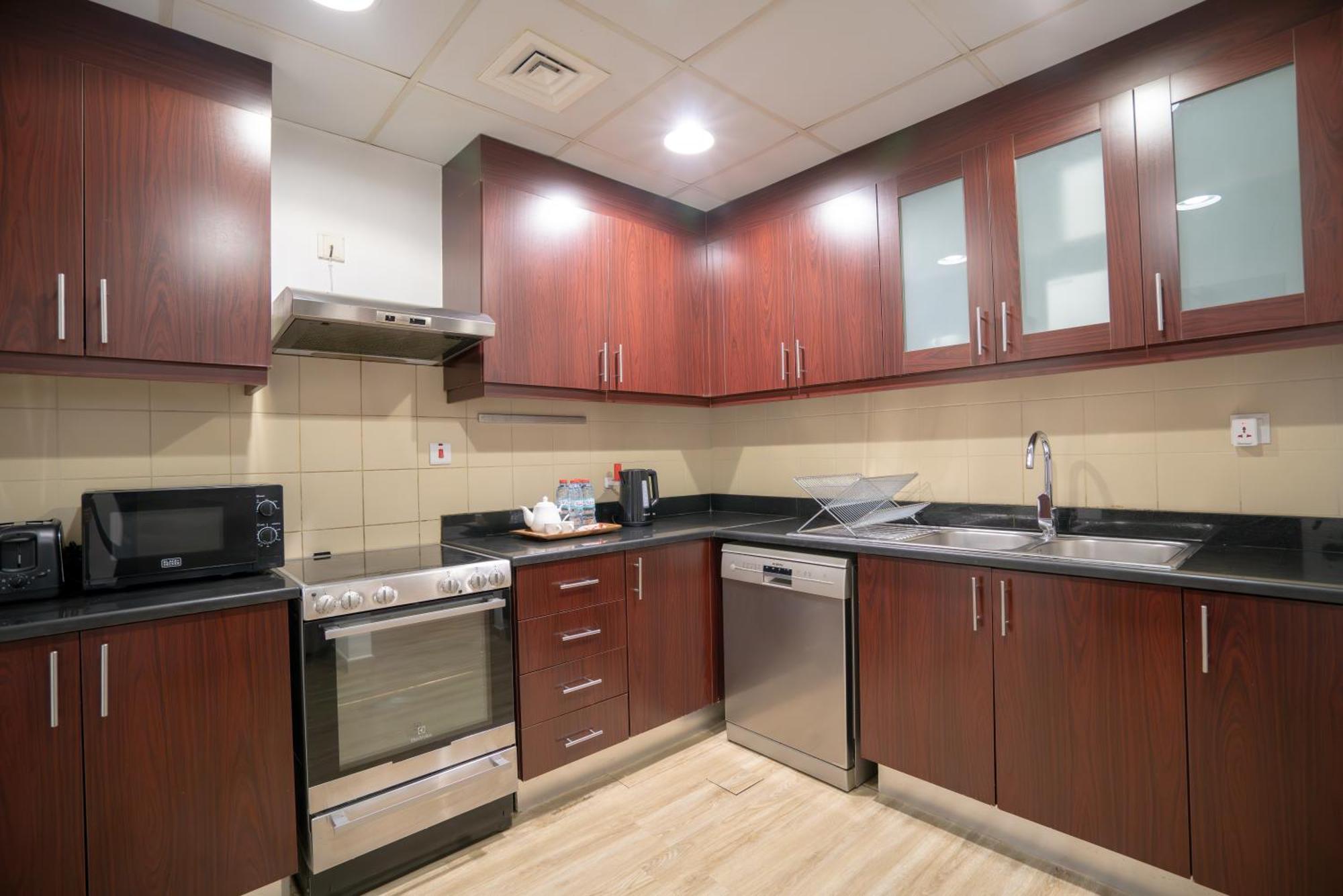 Gma Amwaj 2br Sea View High Floor * Dubai