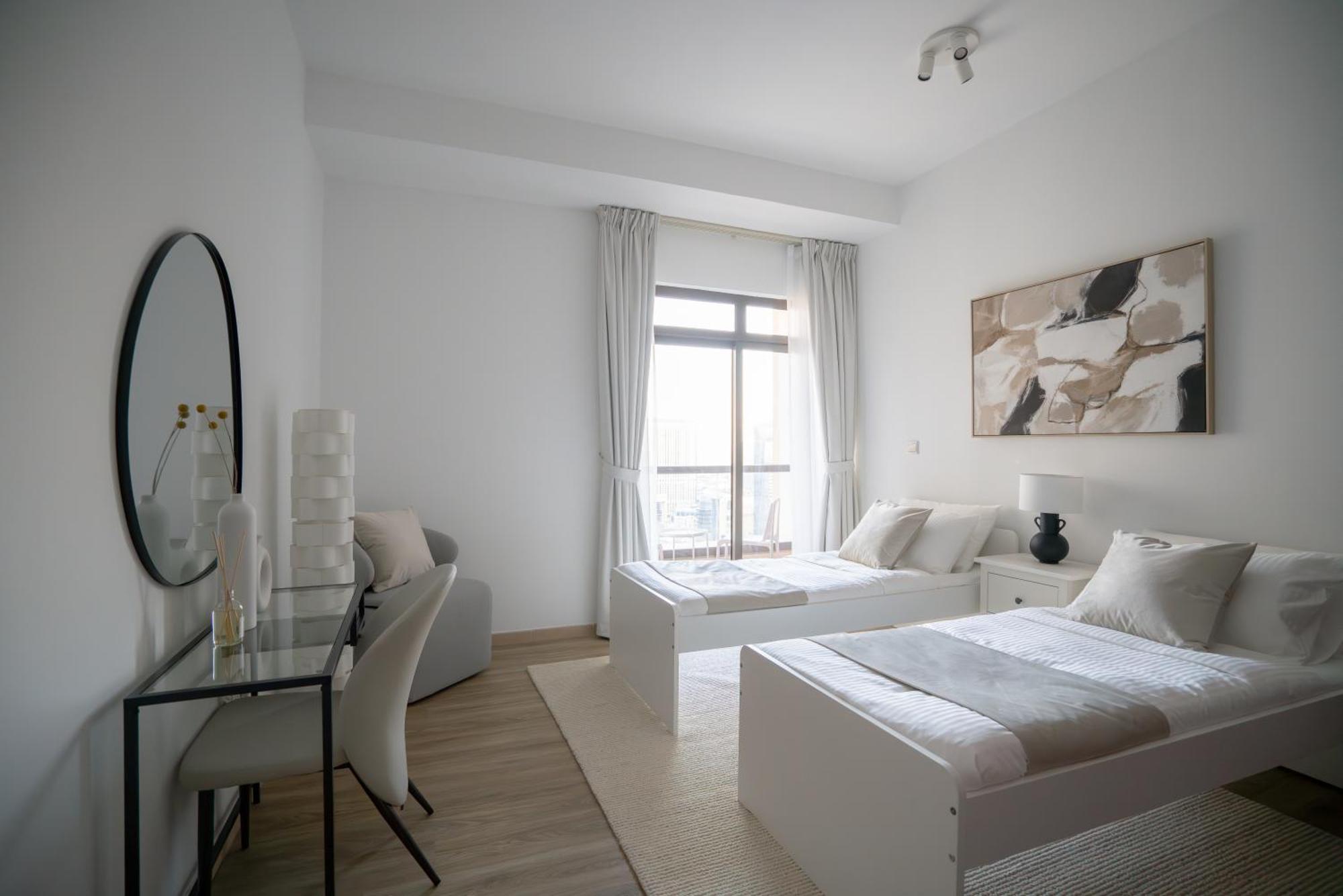 Gma Amwaj 2br Sea View High Floor Apartment