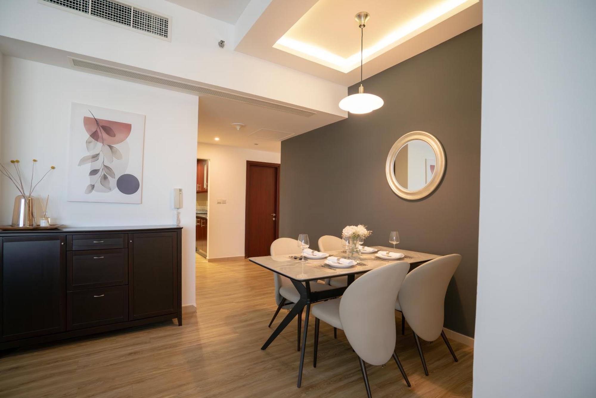Gma Amwaj 2br Sea View High Floor Dubai