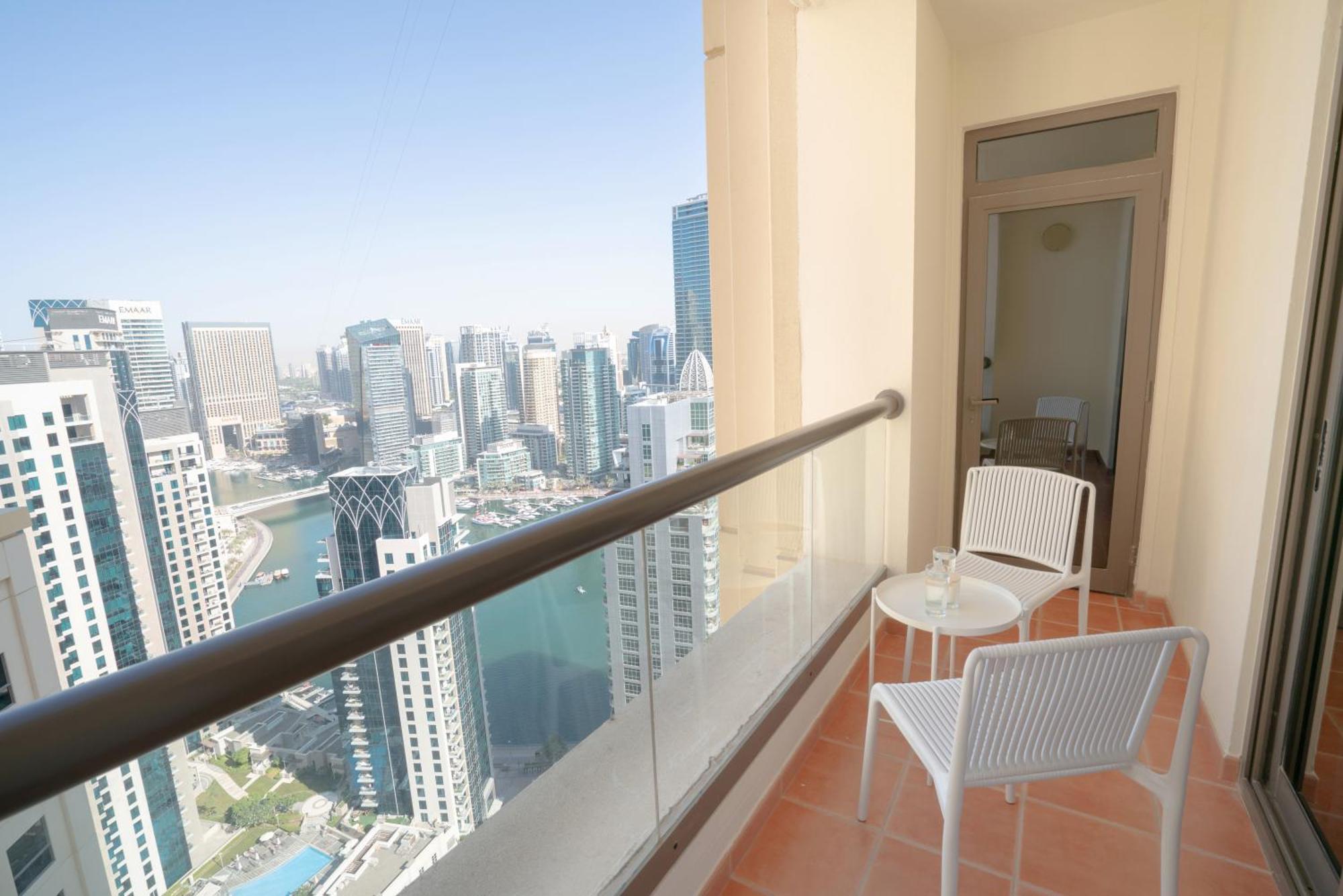 Apartment Gma Amwaj 2br Sea View High Floor Dubai