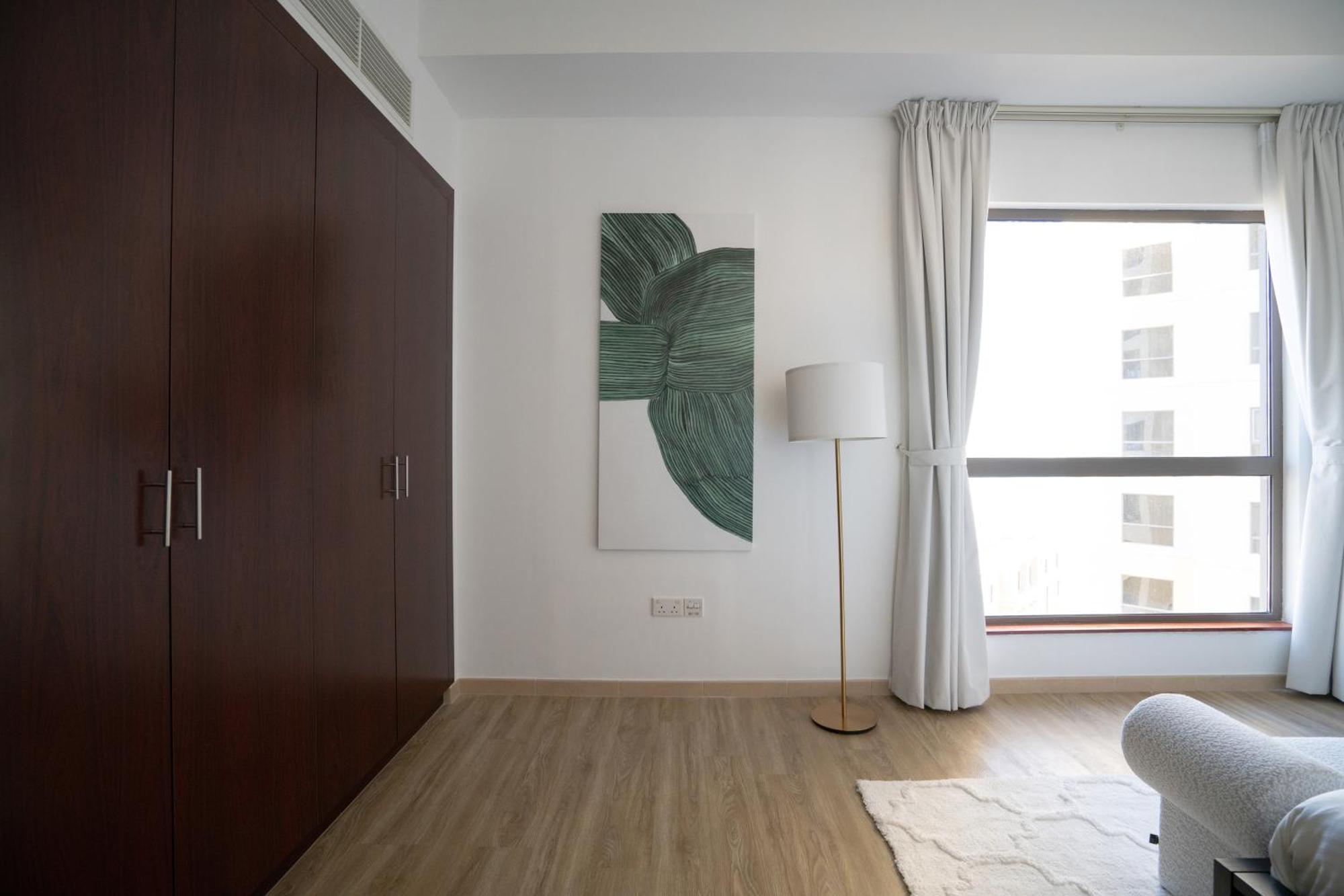 Gma Amwaj 2br Sea View High Floor