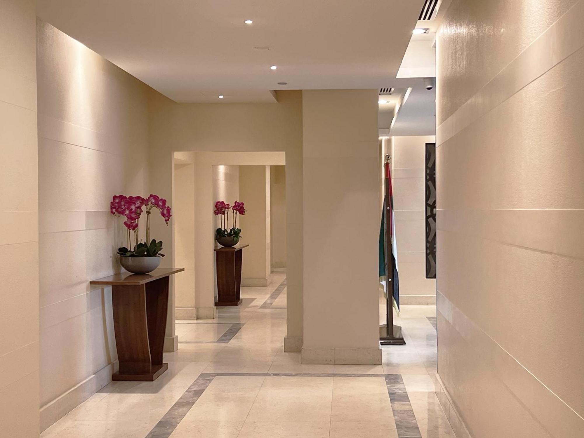Gma Amwaj 2br Sea View High Floor Dubai