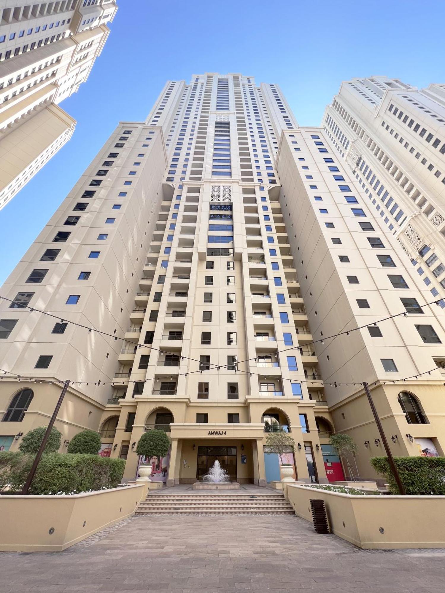 Apartment Gma Amwaj 2br Sea View High Floor