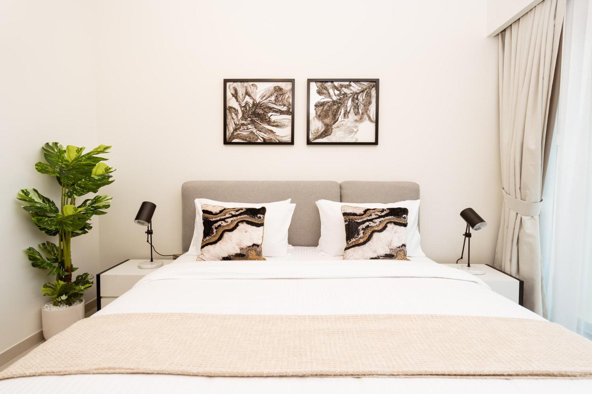 Daire Prime Retreats @ Burj Royale By Emaar *