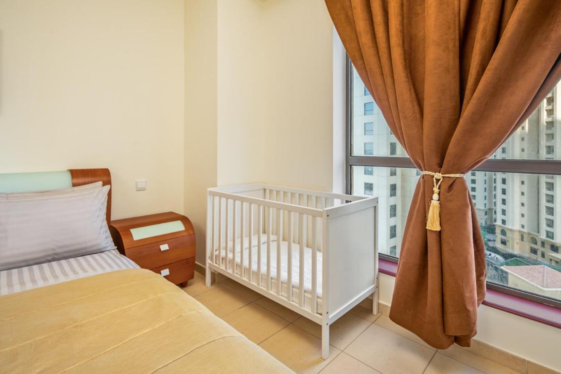 Apartment Cozy Pad In The Heart Of On Jbr Beach!