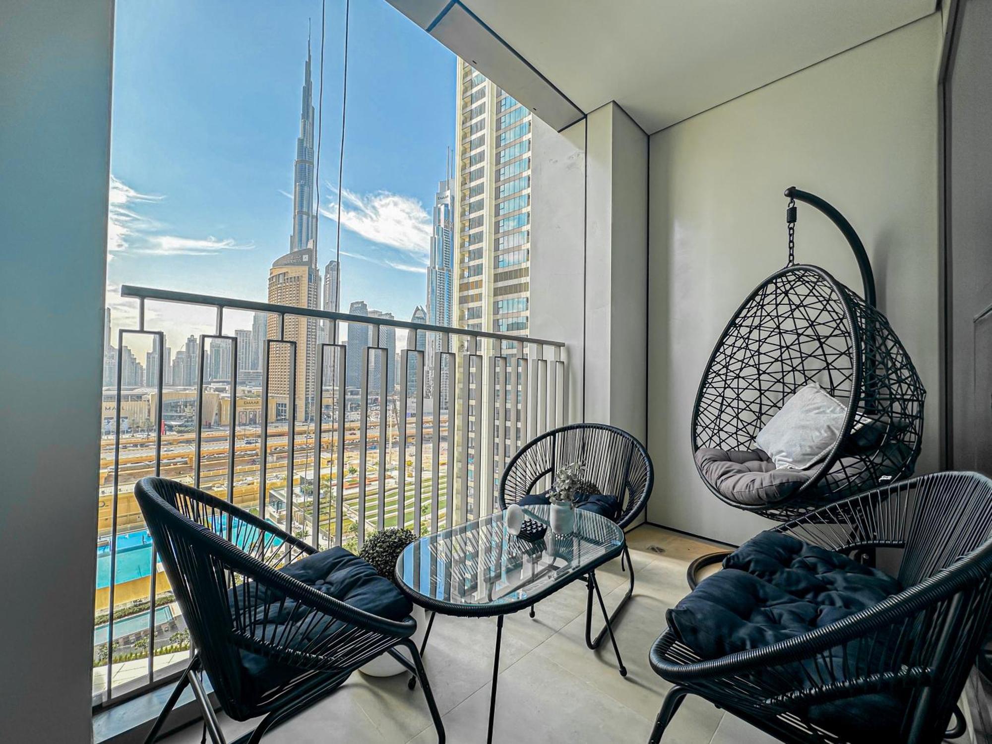 Amazing Burj Khalifa Views With Mall Direct Connection In Downtown