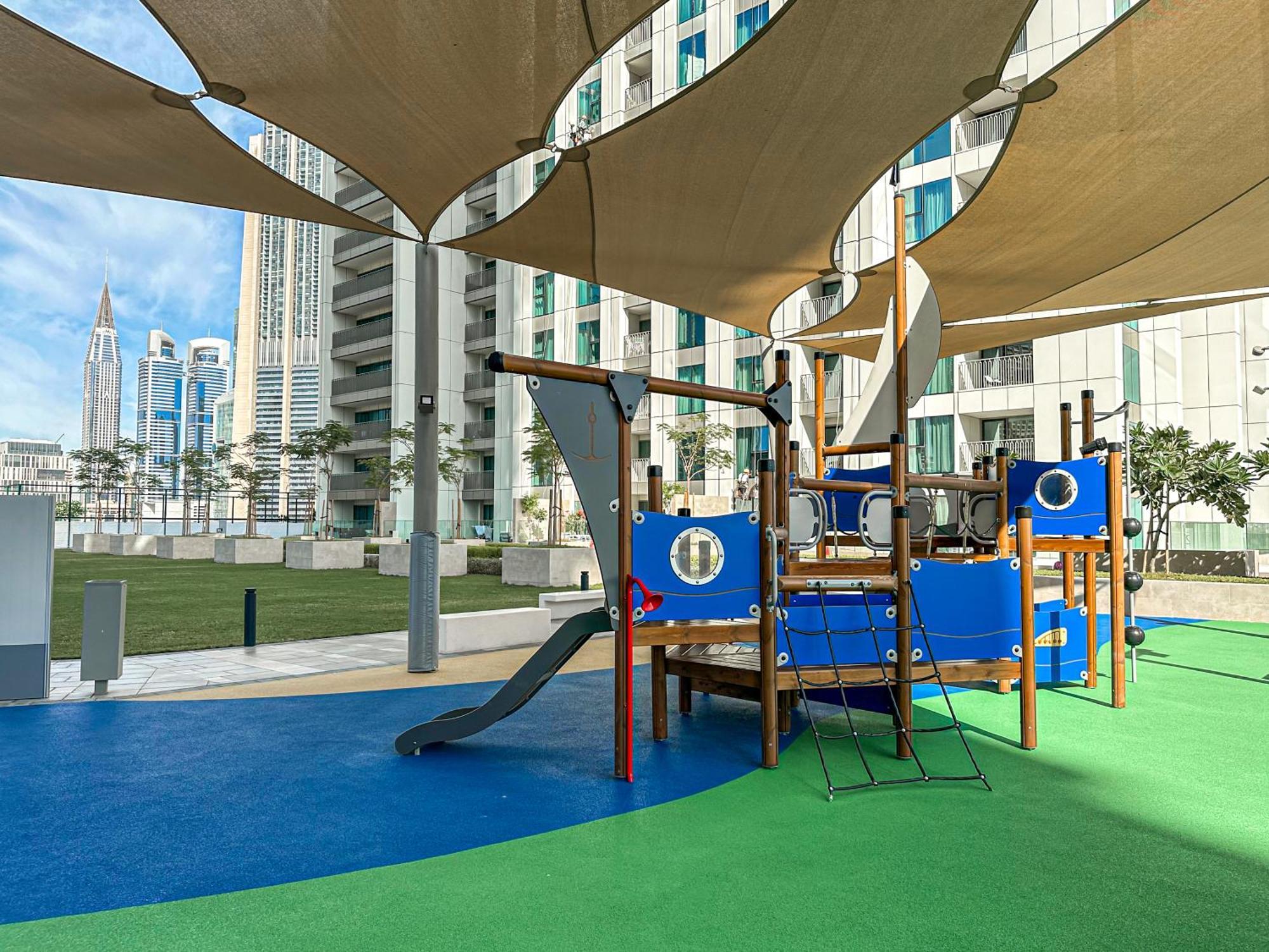 Apartment Amazing Burj Khalifa Views With Mall Direct Connection In Downtown Dubai