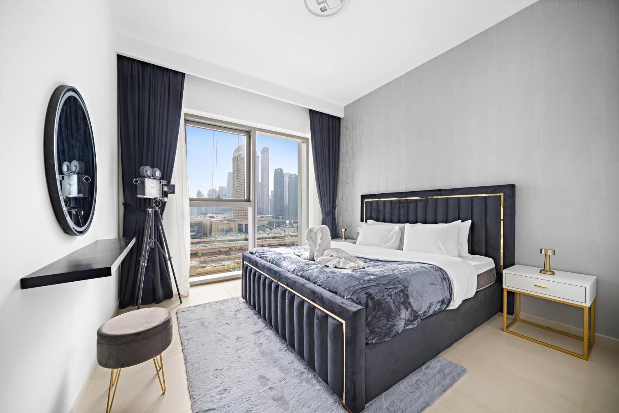 Apartment Amazing Burj Khalifa Views With Mall Direct Connection In Downtown Dubai