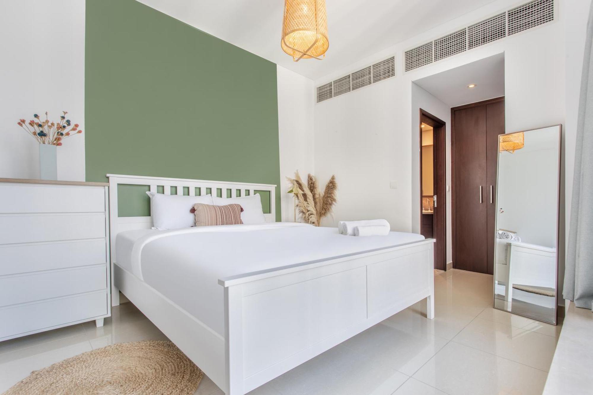 Apartment Wehost - Modern 1br Close To Burj Khalifa And Mall Dubai