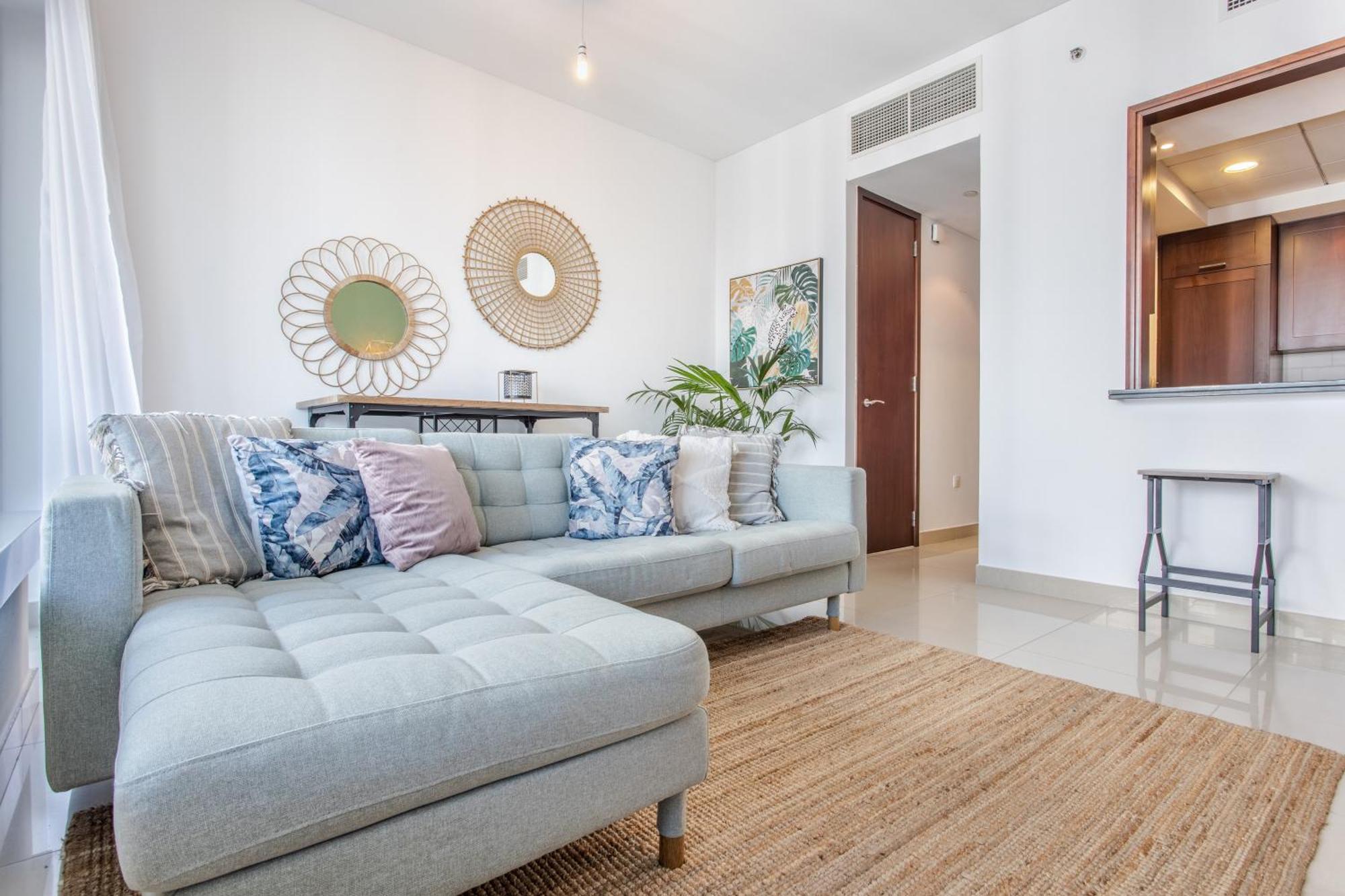 Apartment Wehost - Modern 1br Close To Burj Khalifa And Mall Dubai