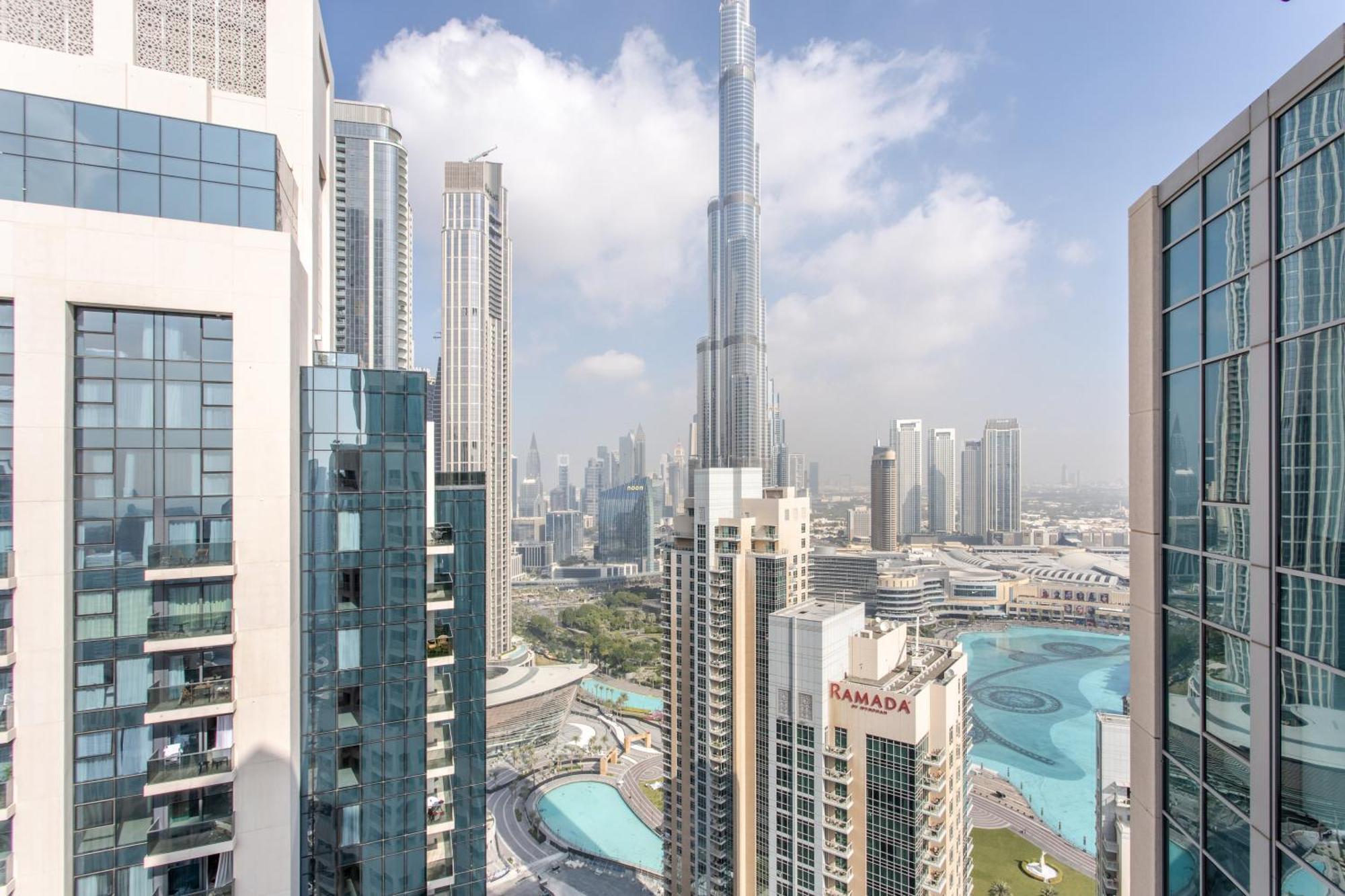 Wehost - Modern 1br Close To Burj Khalifa And Mall Apartment Dubai