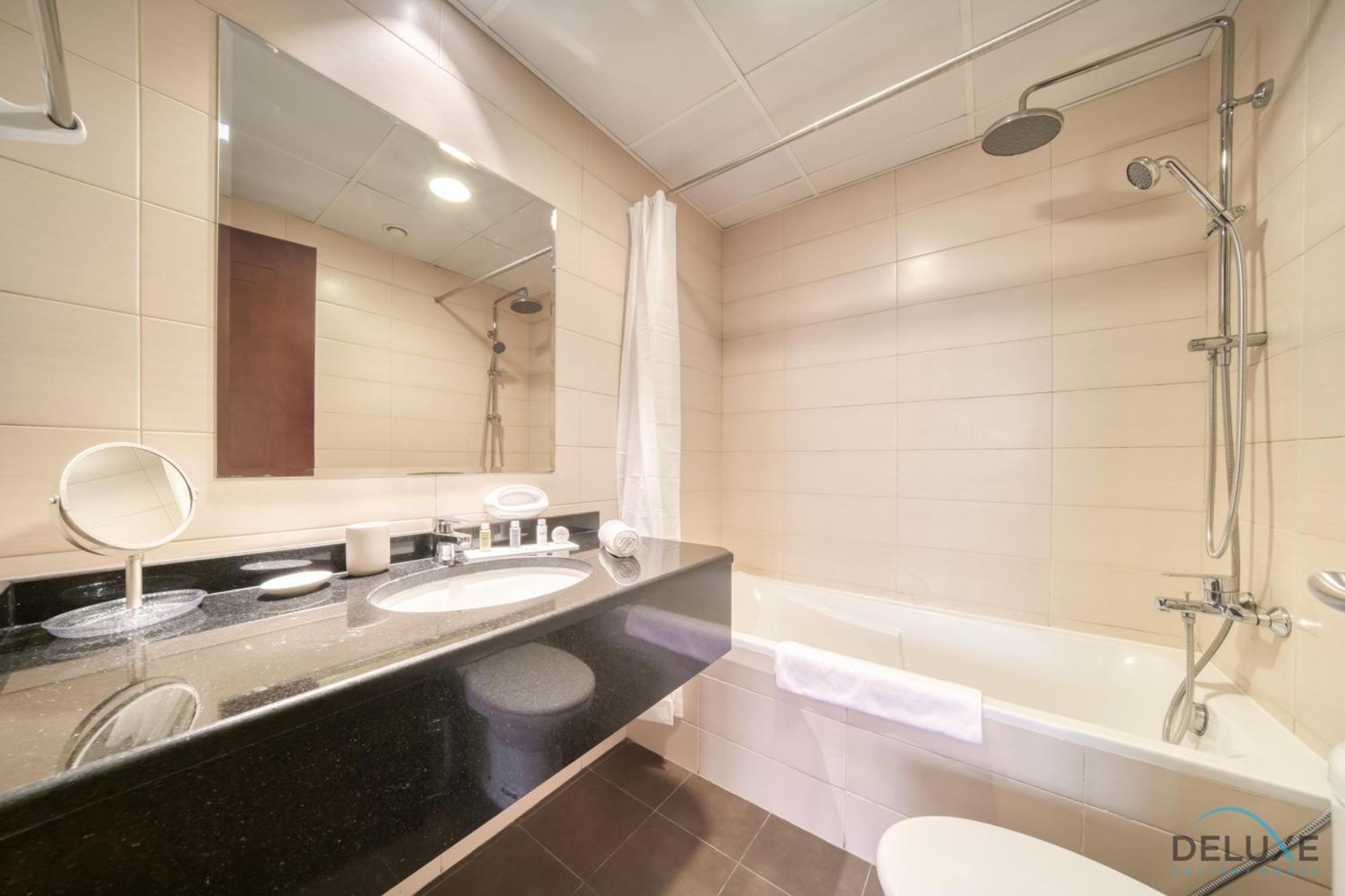 Striking 1br At Elite 8 Sports Sports City By Deluxe * Dubai