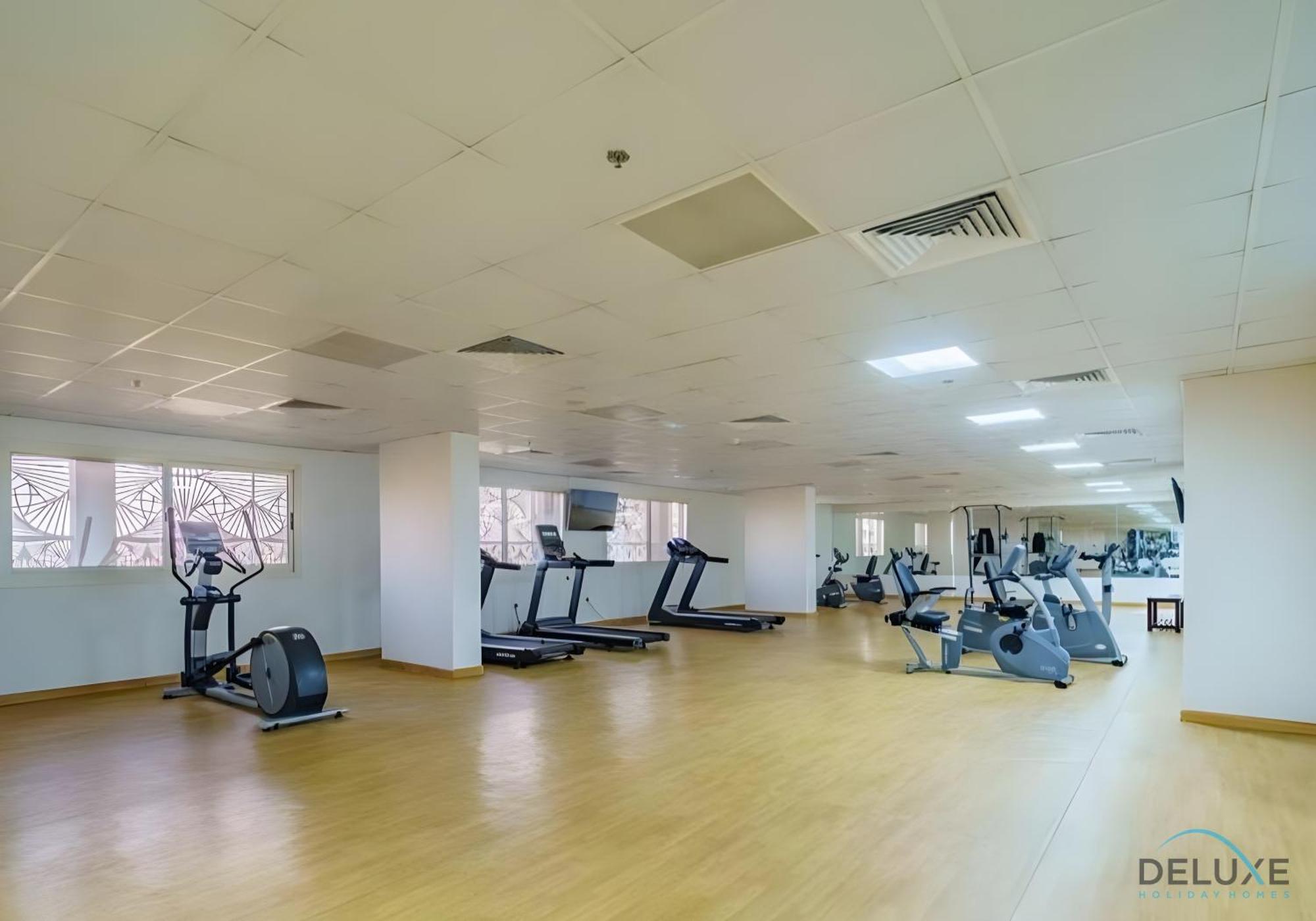 Striking 1br At Elite 8 Sports Sports City By Deluxe * Dubai