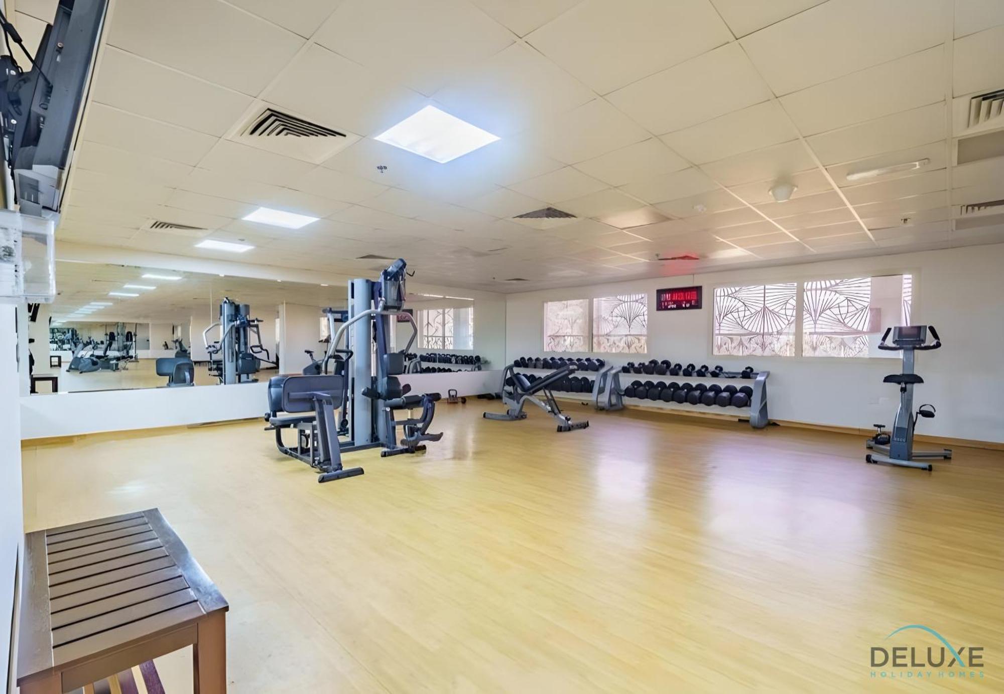 Striking 1br At Elite 8 Sports Sports City By Deluxe Apartment *