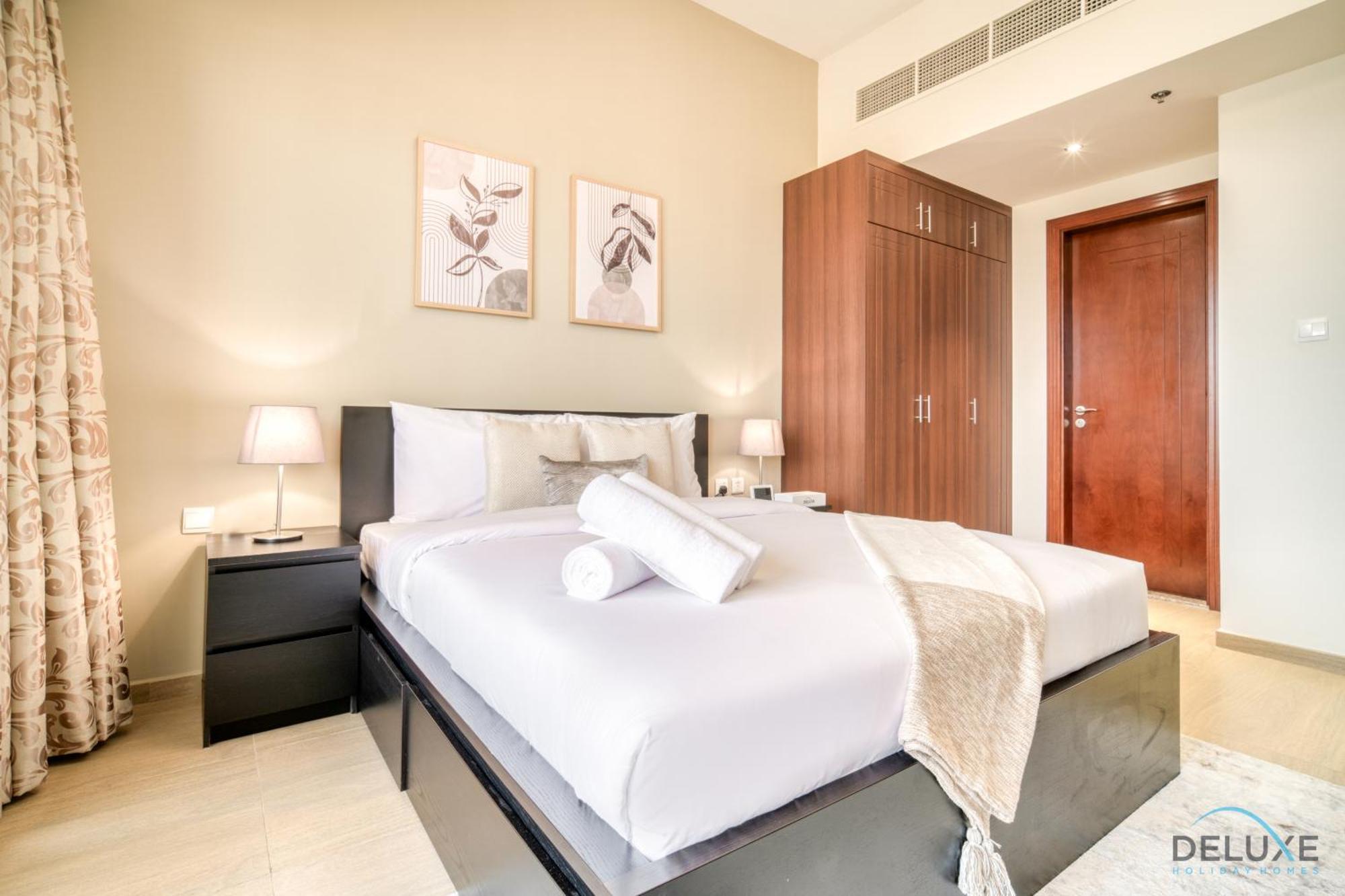 Striking 1br At Elite 8 Sports Sports City By Deluxe *