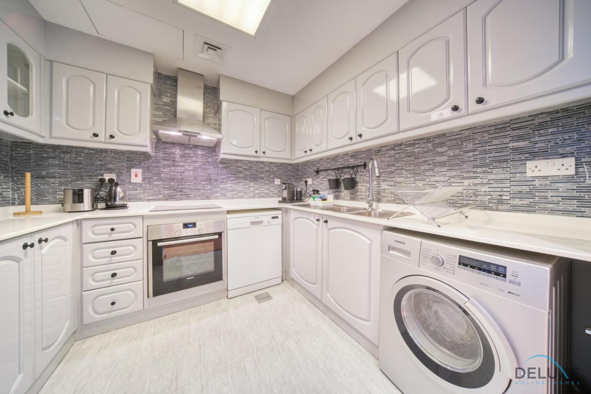 Contemporary 1br At Marina Terrace Tower Marina By Deluxe Homes Apartment *