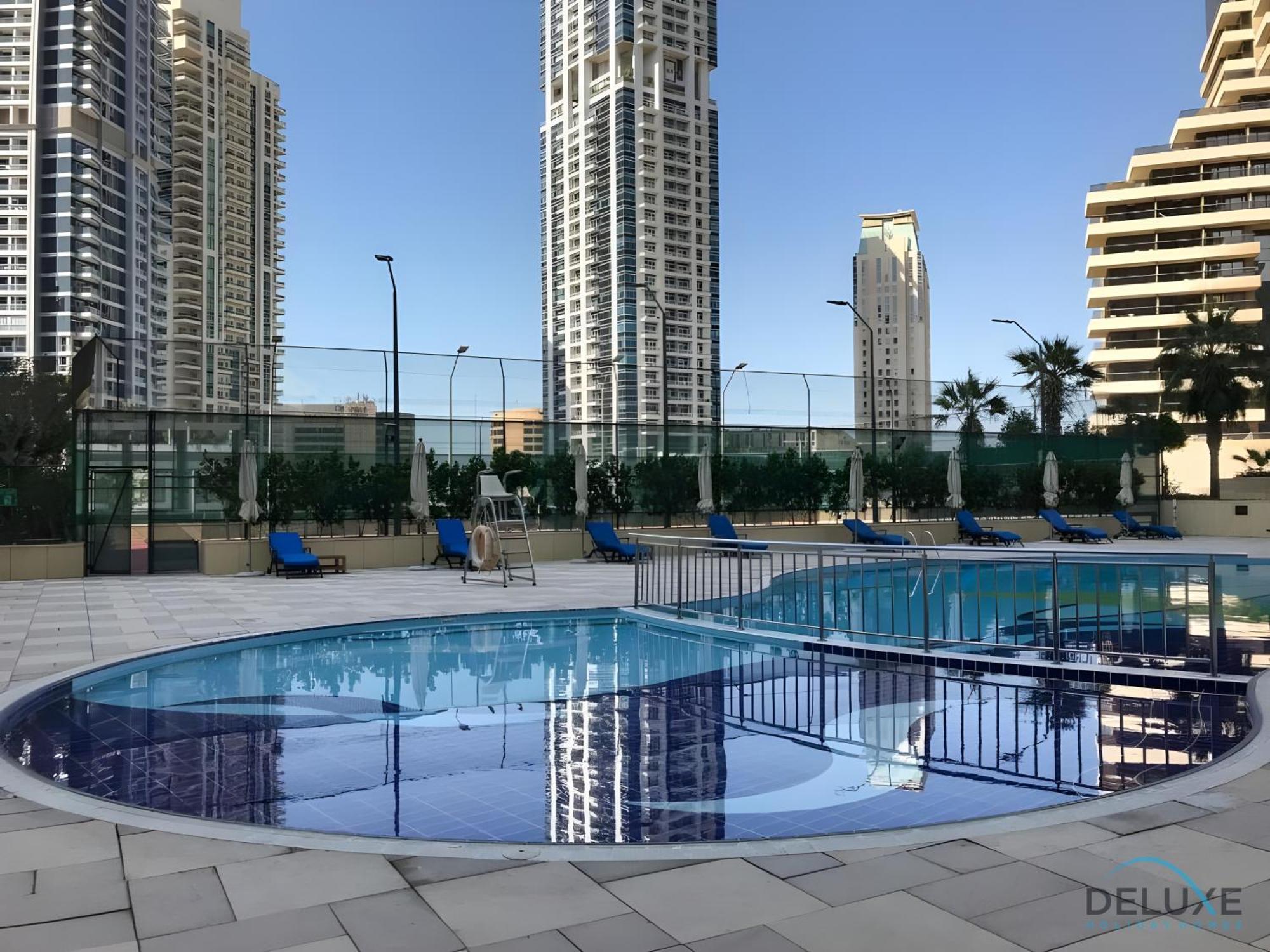 Apartment Contemporary 1br At Marina Terrace Tower Marina By Deluxe Homes