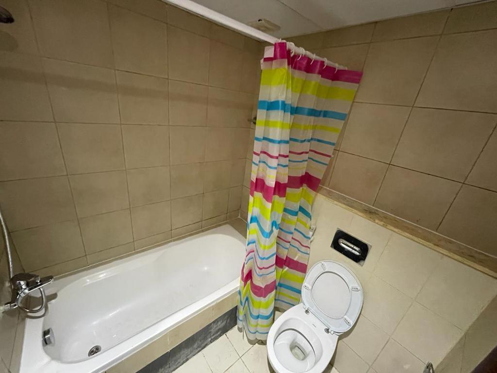 Guest house Loft Partition Close To Mall Of Emirates