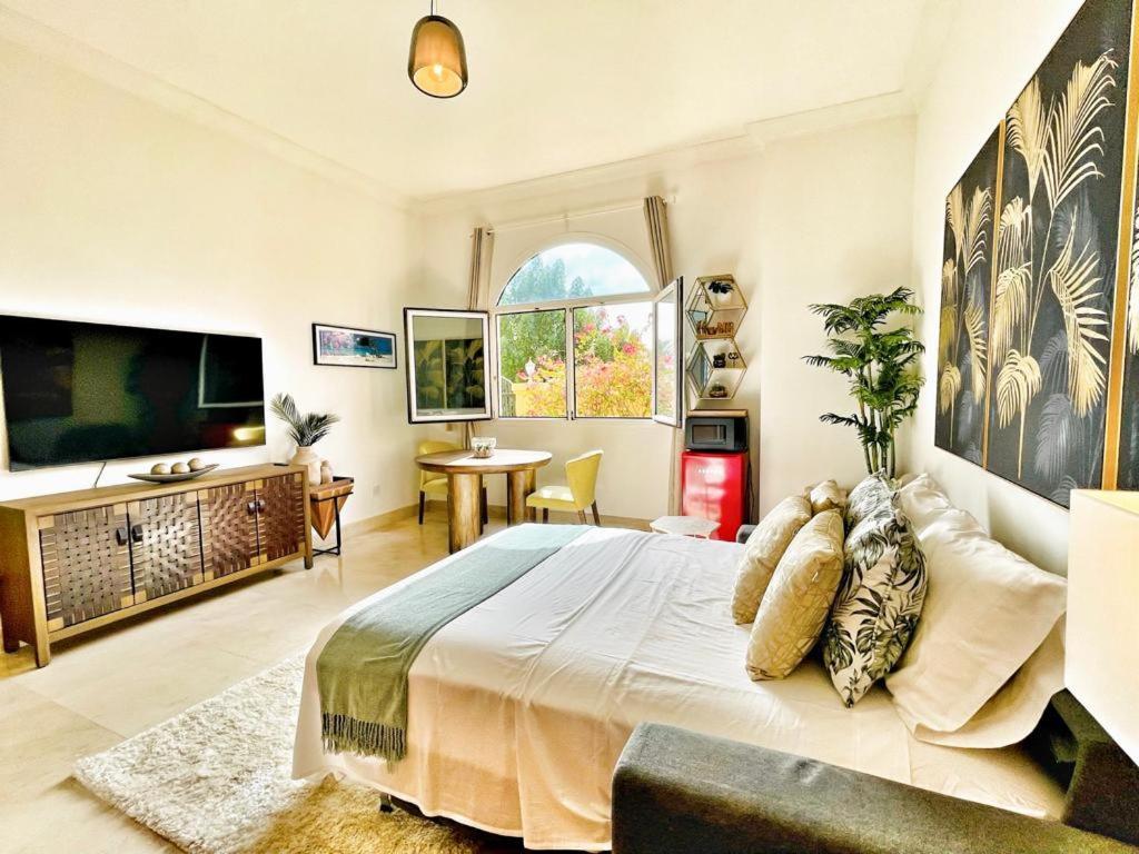 Peaceful Escape Near The Beach With Private Garden *
