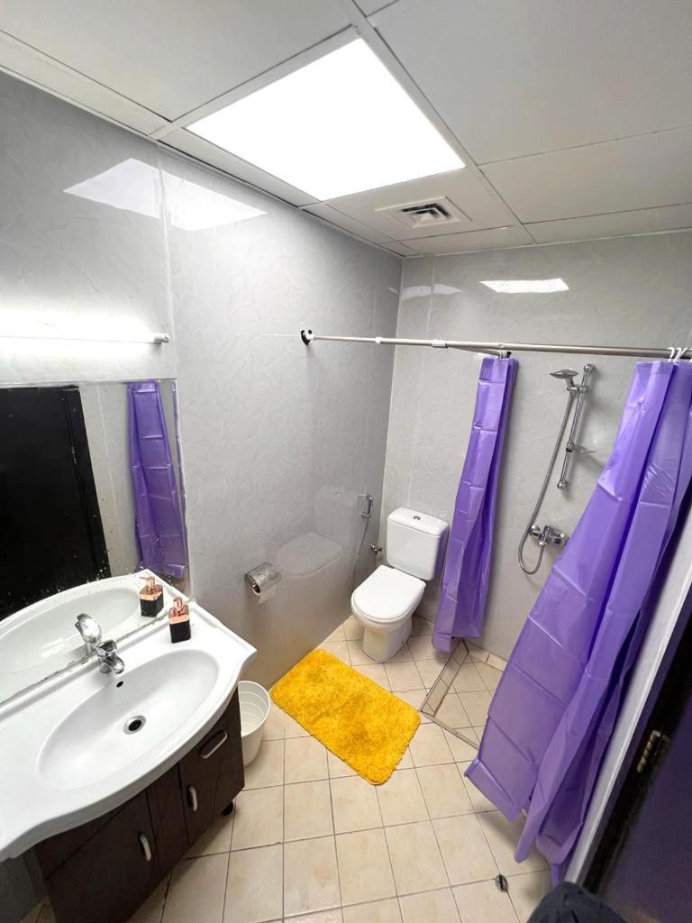 Private With Curtains In Marina & Blue Water *