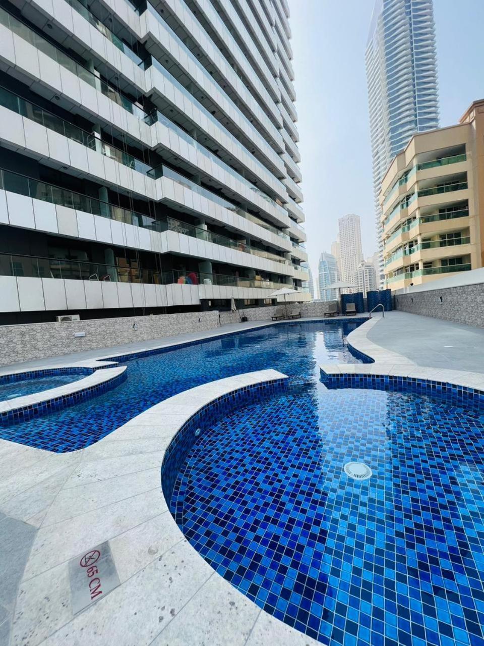 Private With Curtains In Marina & Blue Water Dubai